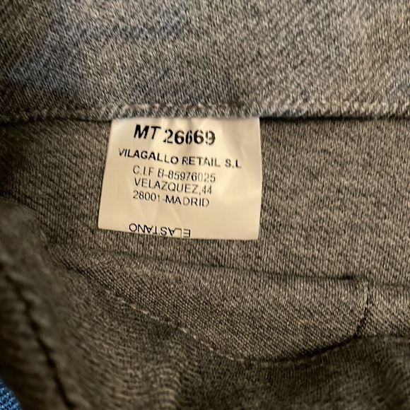 Vilagallo Knit Pant. Tuxedo stripe with pearl beads and sparkly thread. Size 38 - Picture 4 of 11